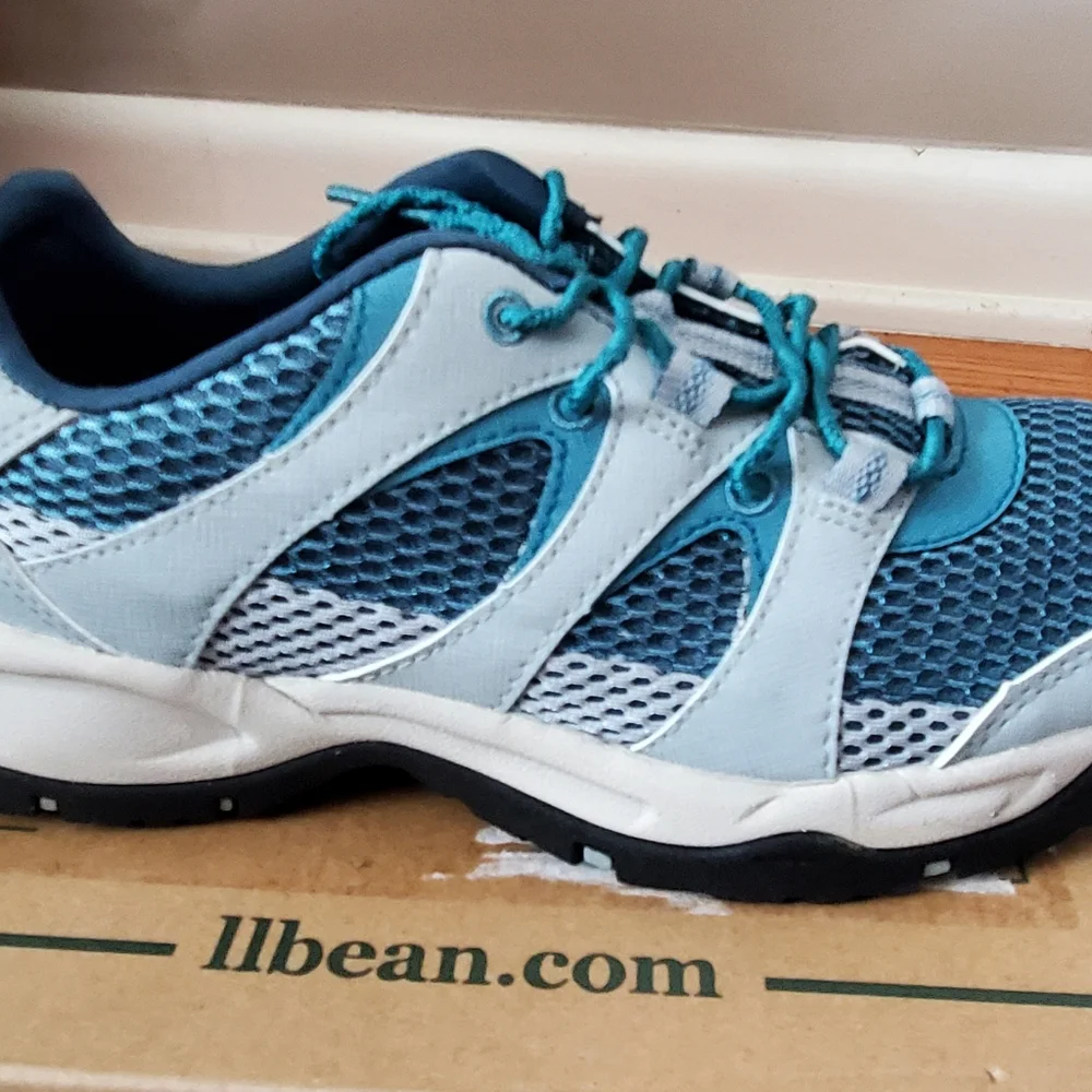 NIB L.L. Bean Rocky Coast II Multi Sport Mesh Lightweight Blue Sneakers Size 6